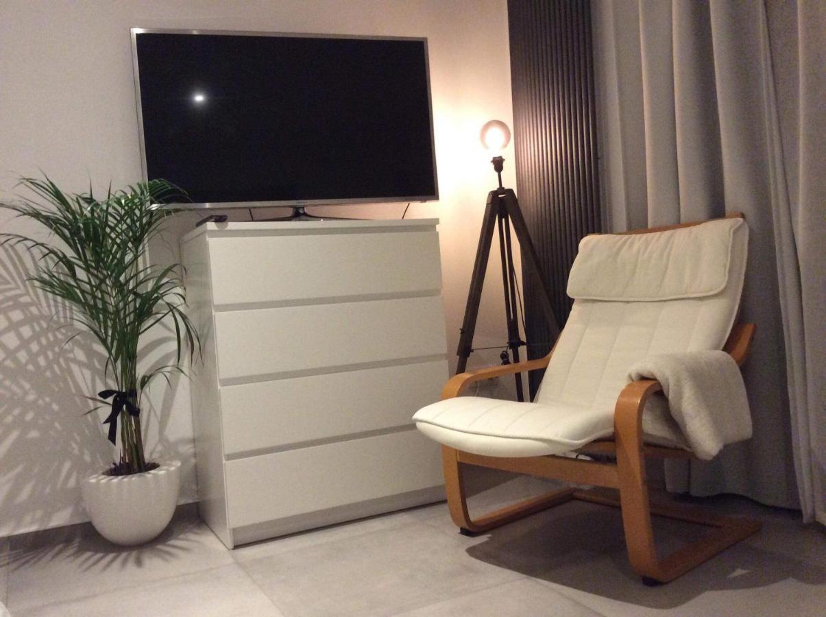 Studio Tout Neuf. Court Sejour, Loisirs, Professionnel Chaudfontaine Zewnętrze zdjęcie